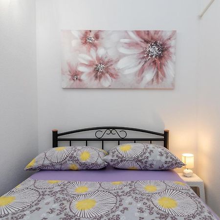 Apartment Leo Трогир Экстерьер фото
